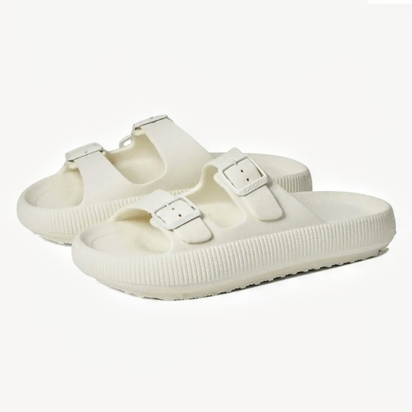 bebe Shoes - EUC Bebe Marbella Slippers/ Sandals White W/ Rhinestone "B" Charm Sz. 11